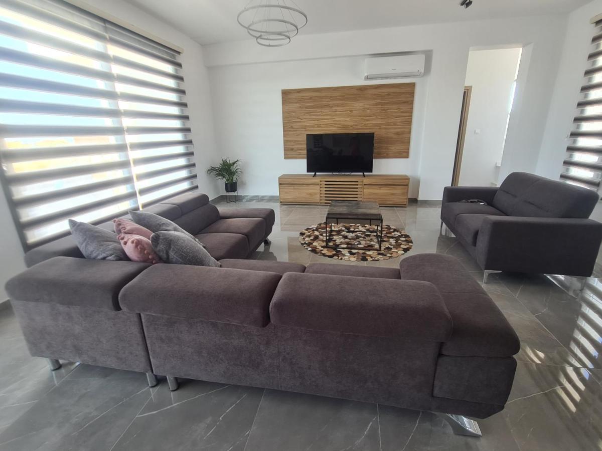 Eva Luxury Villa Lachi Exterior photo